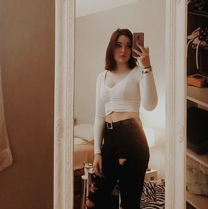 Meet your Posher, Tay